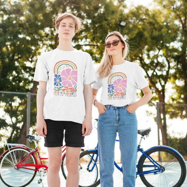 Camiseta Cota Retro Boho Floral Rainbow Inspiration (Criador carregado)