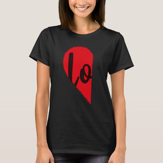 Camiseta Couple Half Heart LOVE  Valentines Day Women Men A (Frente)