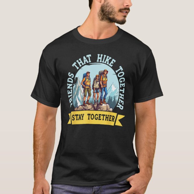 Camiseta Couple That Hike Together Stay Together Camp Campi (Frente)