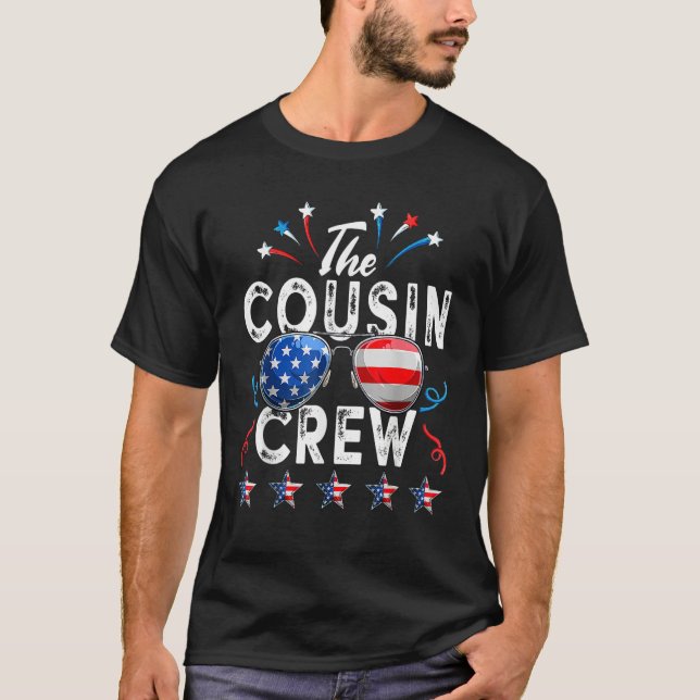 Camiseta Cousin Crew 4th of July Patriotic American Family  (Frente)