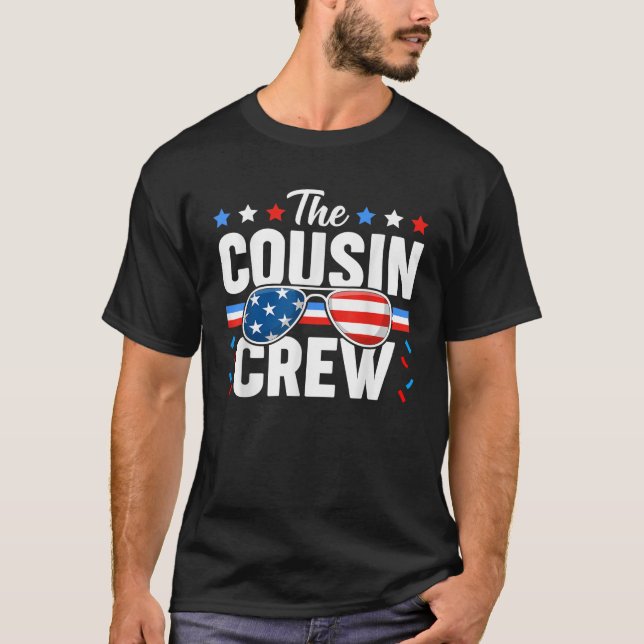 Camiseta Cousin Crew 4th of July Patriotic American Family  (Frente)