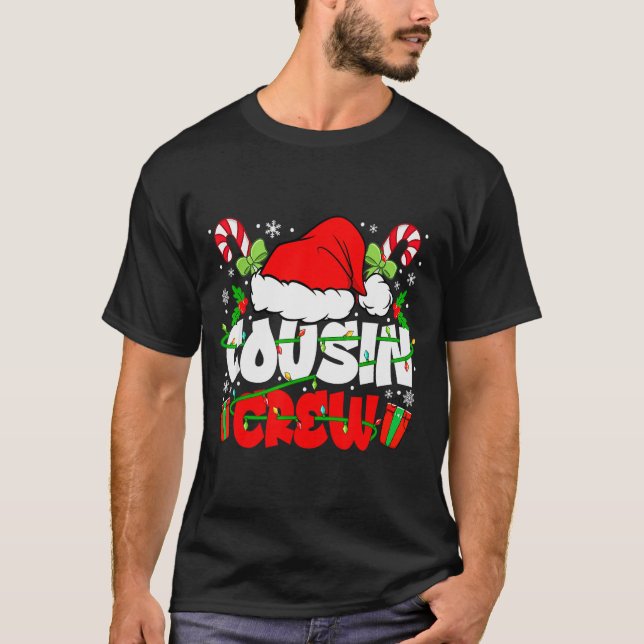 Camiseta Cousin Crew Christmas Santa Hat Lights Xmas Men Bo (Frente)