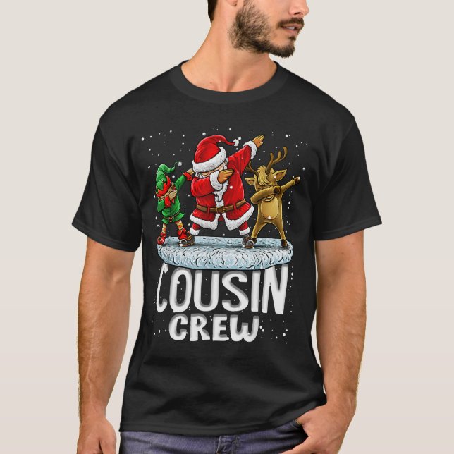 Camiseta Cousin Crew Santa Elf Dabbing Matching Family Chri (Frente)