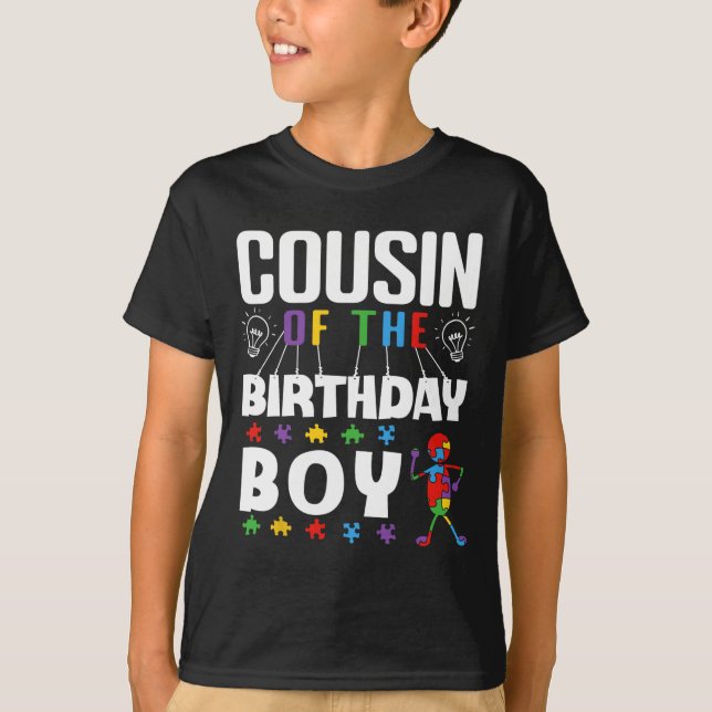 Camiseta Cousin Of The Birthday Boy Autism Awareness Puzzle (Frente)