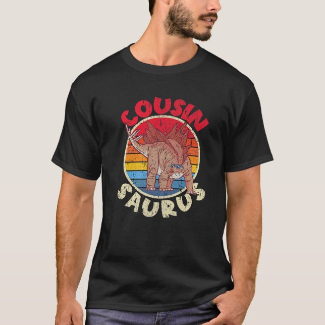Camiseta Cousin Saurus I Stegosaurus Stenops I Family Match (Frente)