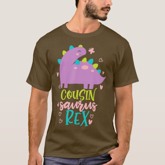 Camiseta Cousin Saurus Rex Dinossaur Kids (Frente)