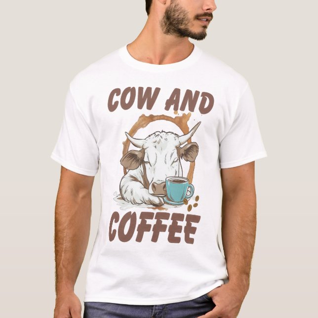 Camiseta Cow and Coffee Png, Funny Western Girl (Frente)
