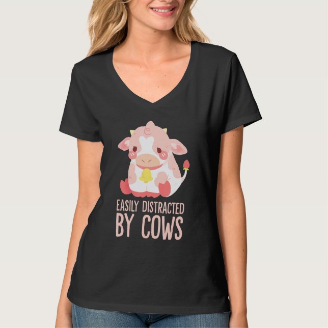 Camiseta Cow  Easily Distracted By Cows World Farm Animals  (Frente)
