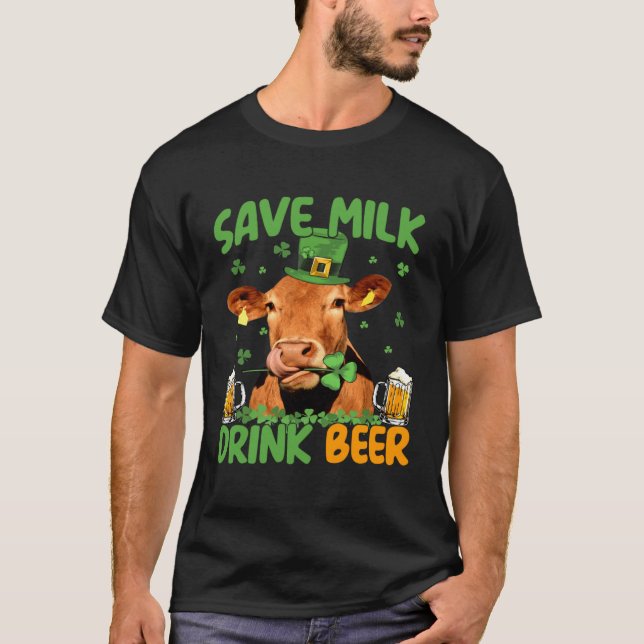 Camiseta Cow St Patrick s Day Save Milk Drink Beer Irish Pa (Frente)