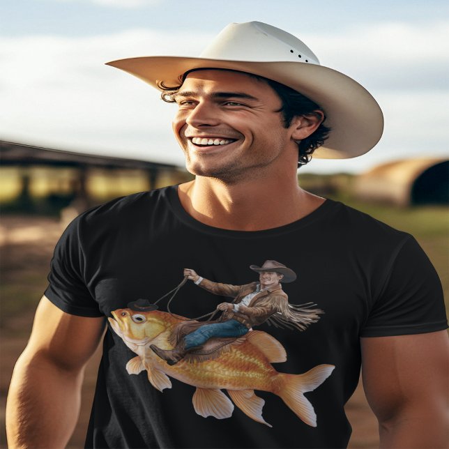 Camiseta Cowboy engraçado andando de peixe (Criador carregado)
