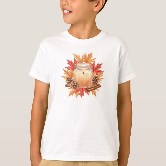 Camiseta Cozy Fall Candle with Maple Leaves | Autumn Design (Frente)