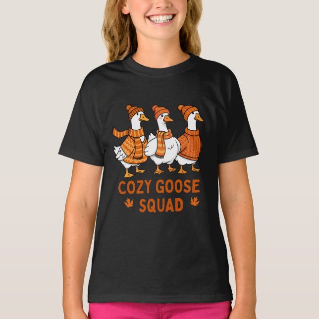 Camiseta Cozy Goose Squad Cute (Frente)
