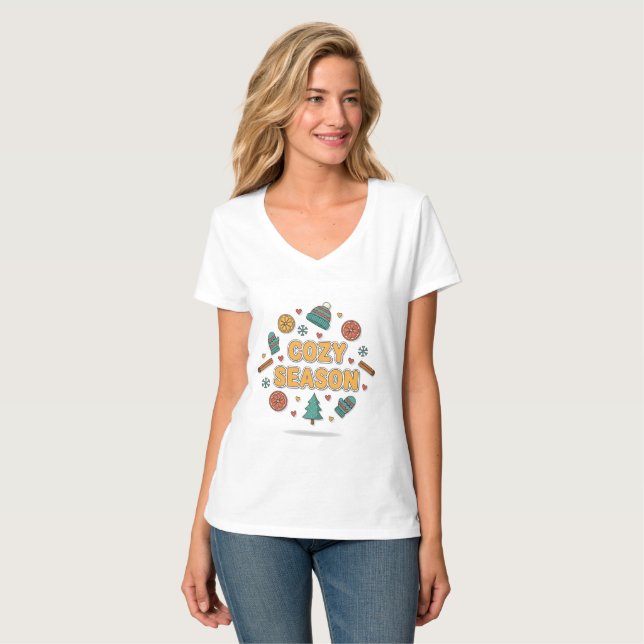 Camiseta Cozy Season Holiday Elements – Style B (Frente Completa)