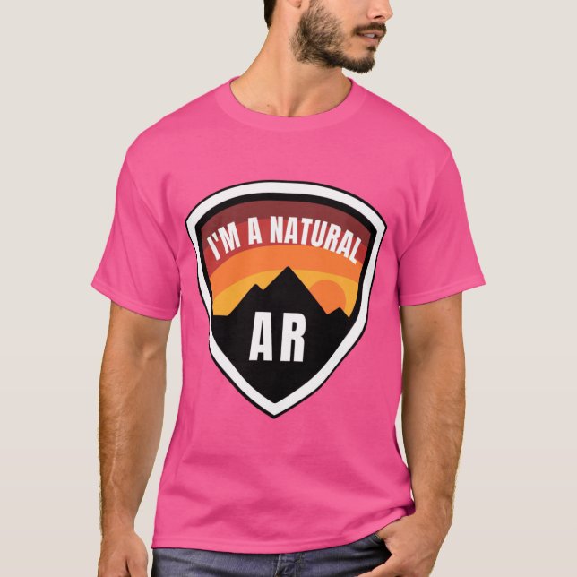 Camiseta Crachá Arkansas Eu Sou Natural (Frente)