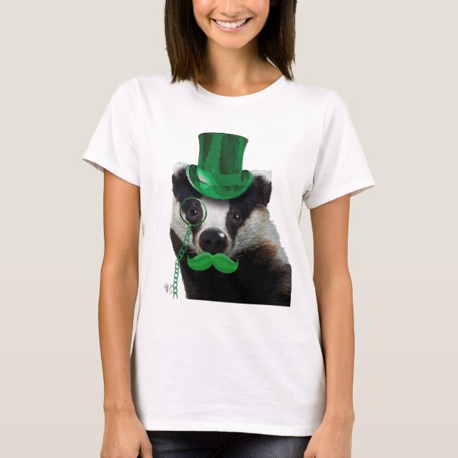 Camiseta Crachá com chapéu verde e bigode (Frente)