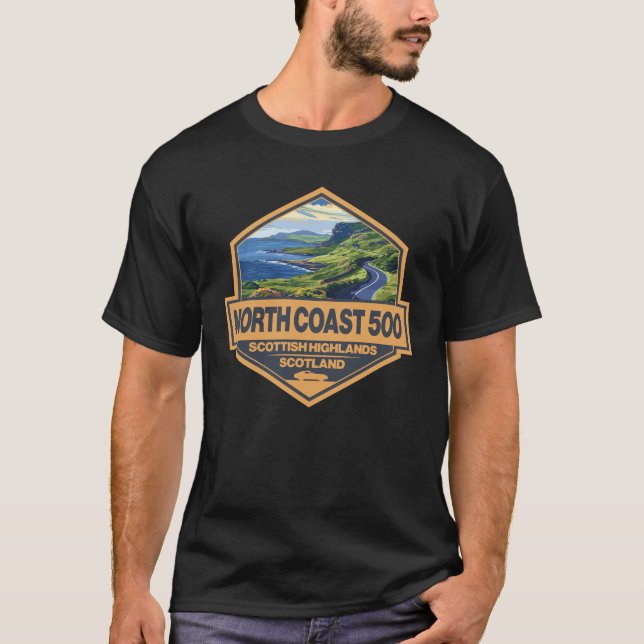 Camiseta Crachá de Arte Viagem da Escócia 500 na Costa do N (Frente)
