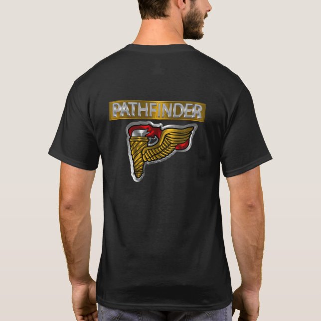 Camiseta Crachá do Pathfinder - Design personalizado do "Pa (Verso)