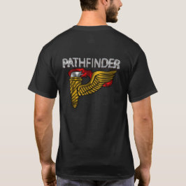 Camiseta Crachá do Pathfinder - Texto do "Pathfinder"