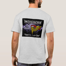 Camiseta Crachá Pathfinder-"Primeiro na Última Saída"