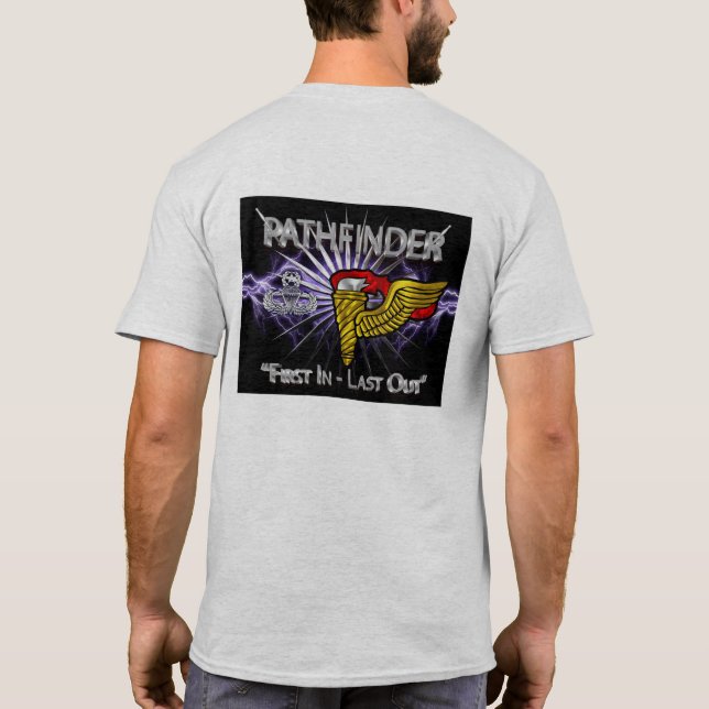 Camiseta Crachá Pathfinder-"Primeiro na Última Saída" (Verso)