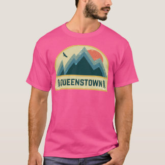 Camiseta Crachá Retro Mountain de Queenstown
