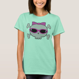 Camiseta Crânio cor-de-rosa & Crossbones dos desenhos