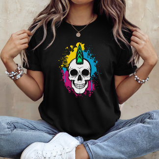 Camiseta Cranio de Grafite Urbano com Moicano