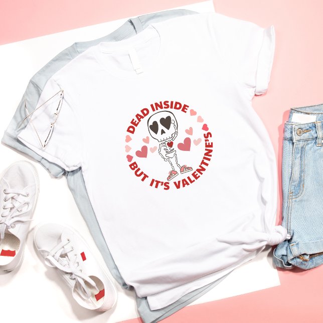 Camiseta Crânio engraçado de Solteiro antiDia de os namorad (Criador carregado)