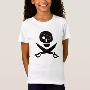 Camiseta Crânio preto do pirata com as espadas do remendo 