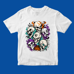 Camiseta Crânios Com Chamas Estilo de Arte Grafite Cartoon