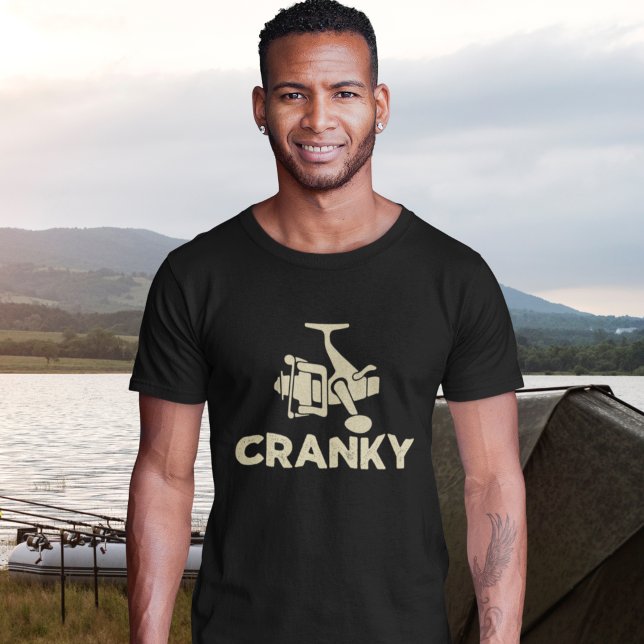 Camiseta Cranky Funny Gift Ideas For Fishing Lover (Criador carregado)