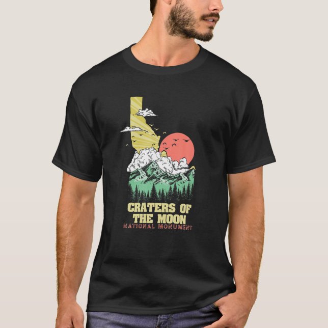 Camiseta Crateras do Monumento da Lua Idaho ao ar livre (Frente)