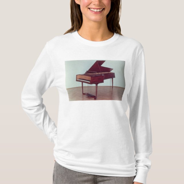 Camiseta Cravo que pertence a Ludwig van Beethoven (Frente)