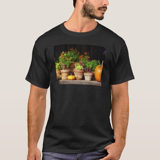 Camiseta Cravos-de-defunto e abóboras (Frente)