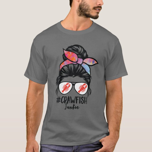 Camiseta Crawfish Junkie Leopard Messy Bun Sunglasses Cajun (Frente)