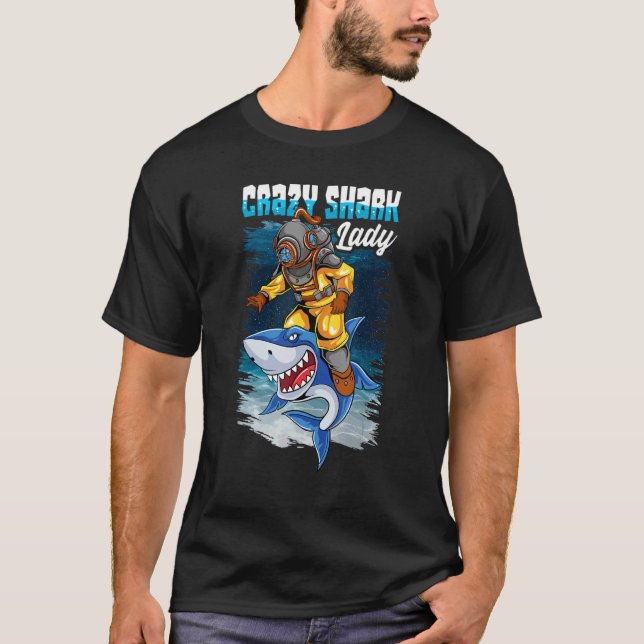 Camiseta Crazy Shark Lady Animal Ocean Scuba (Frente)