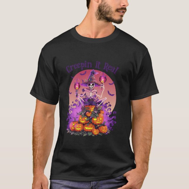 Camiseta Creepin É Um Verdadeiro Esqueleto Assustador Que A (Frente)