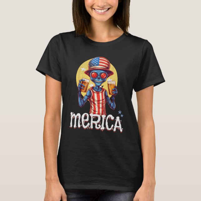 Camiseta Creepy Alien July 4th Drinking Beer Merica USA (Frente)
