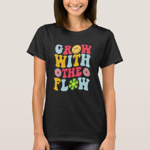 Camiseta Crescer com o Fluxo Retroativo da Paz Hippie Boho