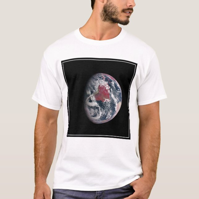 Camiseta Crescimento De Plantas No Planeta Terra. (Frente)