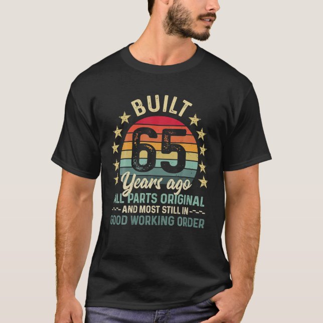 Camiseta Criado há 65 anos, todas as peças originais da Vin (Frente)