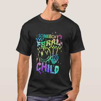 Camiseta Criança Feral de Alguém Menina e Menino Engraçado