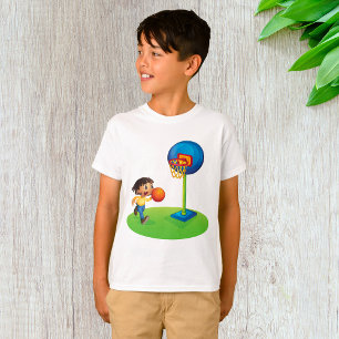 Camiseta Criança Jogando Basquete com Aro Diversão Esportiv