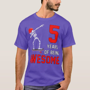 Camiseta Crianças 5 Aniversário Dabbing Skeleton Skateboard