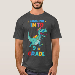 Camiseta Crianças Andando Para O 9º Grau T