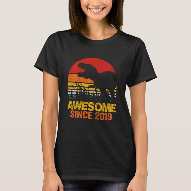 Camiseta Crianças com 3 anos Dinossauro Rex Espetacular 201 (Frente)