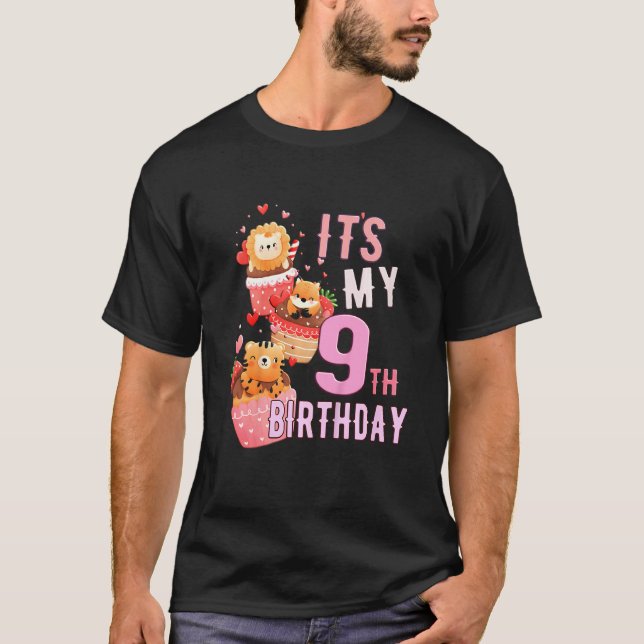 Camiseta Crianças Cupcakes De Animais É Minha Nona Garota D (Frente)
