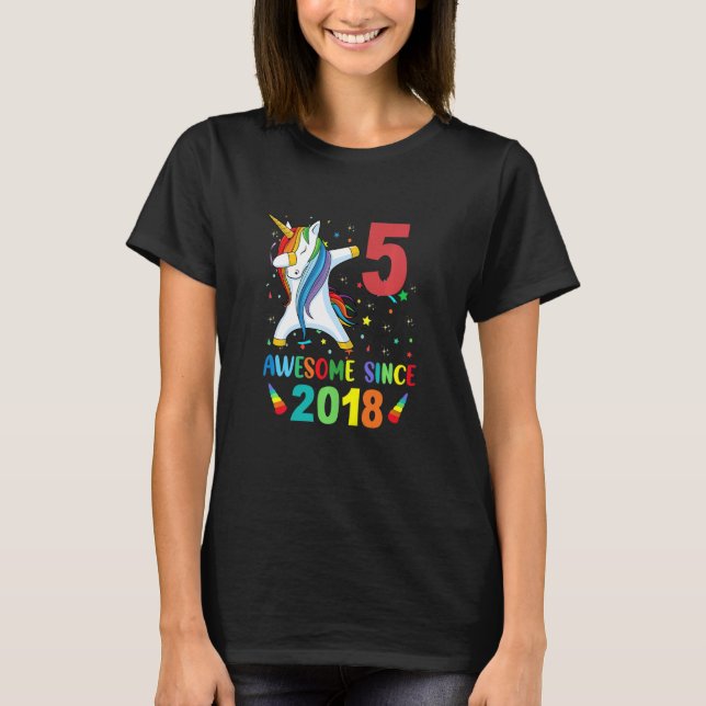 Camiseta Crianças de 5 anos adolescentes bebendo Unicorn 5  (Frente)