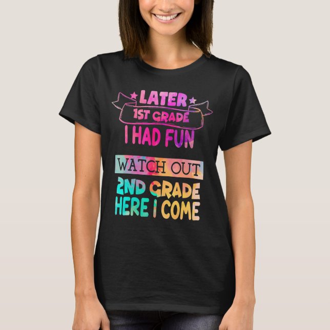 Camiseta Crianças do 1º ano no último dia de aula assistent (Frente)