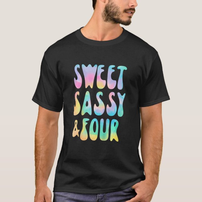 Camiseta Crianças Doce Sassy e Quatro Garota do Quarto Aniv (Frente)